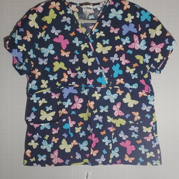 Scrub, scrubs, scrub tops!! - Picture 4 of 11